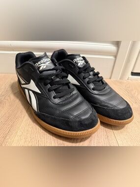 Man's Fashion Sneakers Reebok Finale Sneaker size US 10